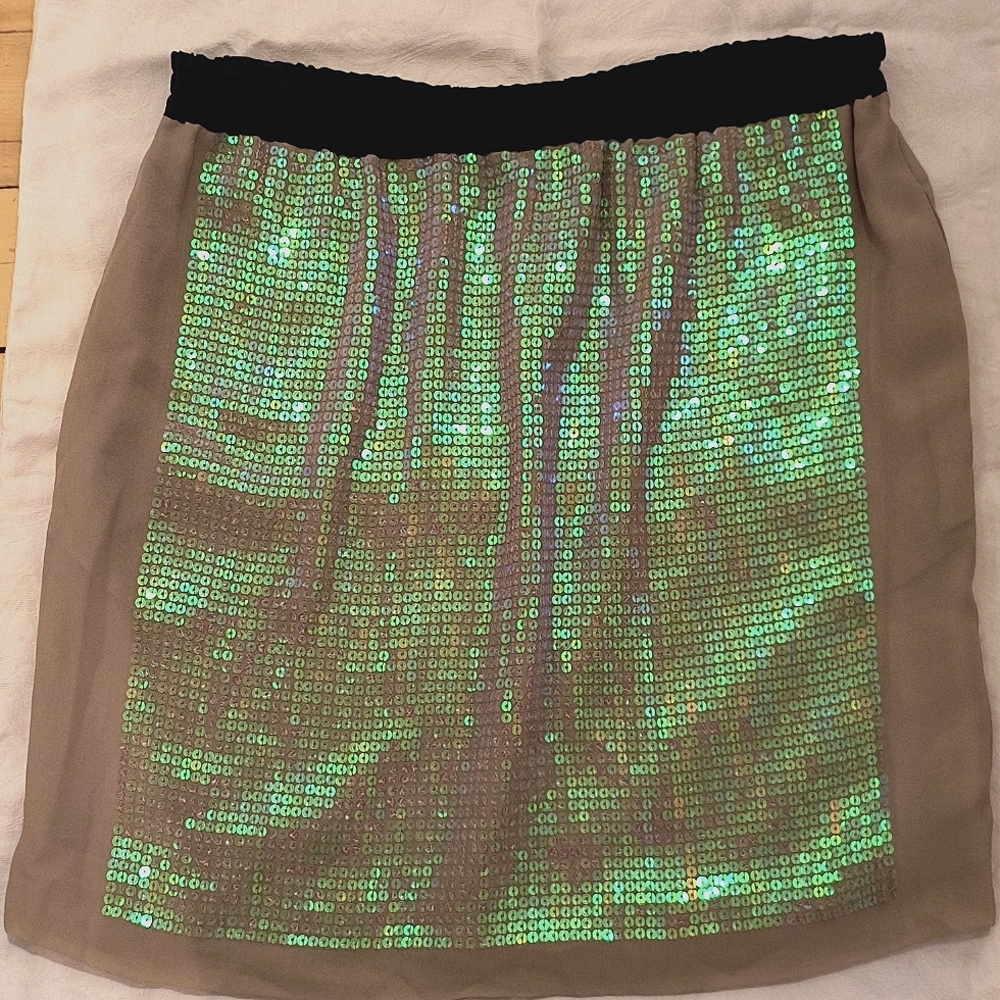 BCBG sequin mini skirt size S-M